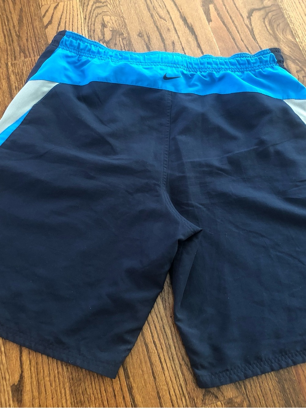 NIKE MEN’S SWIM TRUNKS - Picture 4 of 6